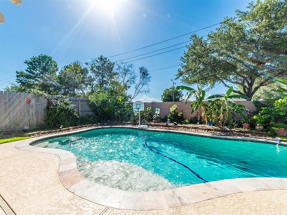 1st image of 835 Crystal Bay Ln