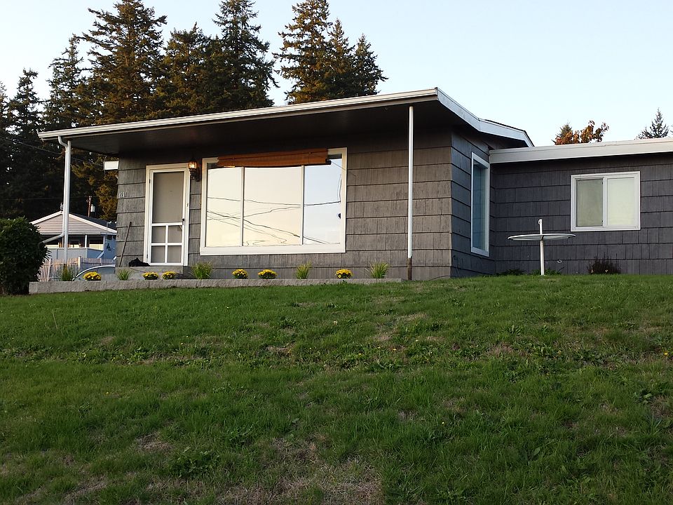 1st image of 4211 76th Pl NW