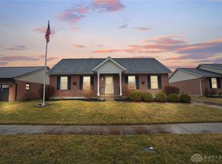 3942 Harris Ln, Springfield, OH 45503