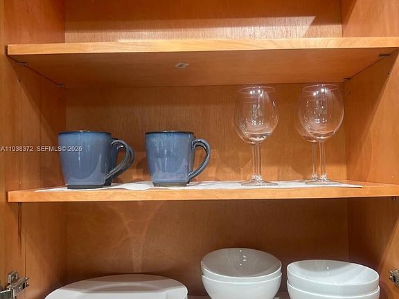 5th image of 740 Michigan Ave APT 5