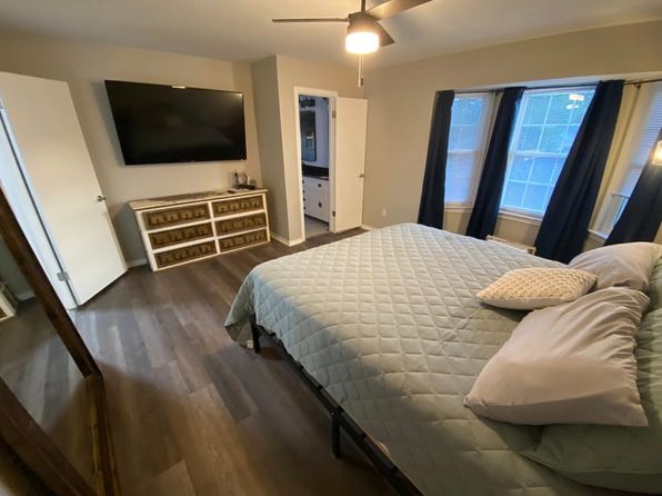 6118 Cypress Point Dr