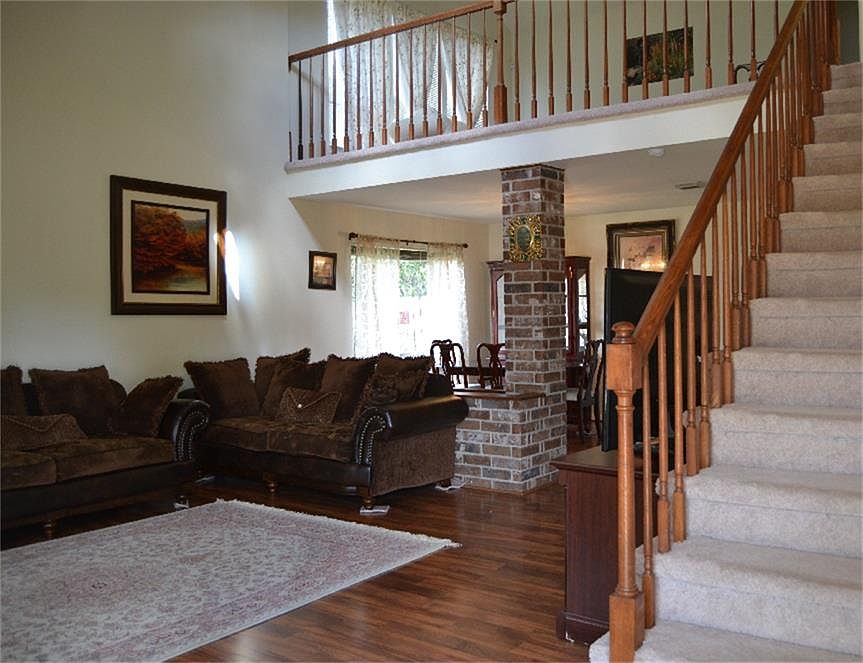 1st image of 3303 S Greenpark Dr