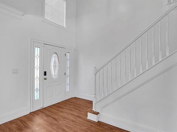 3rd image of 480 Young James Cir