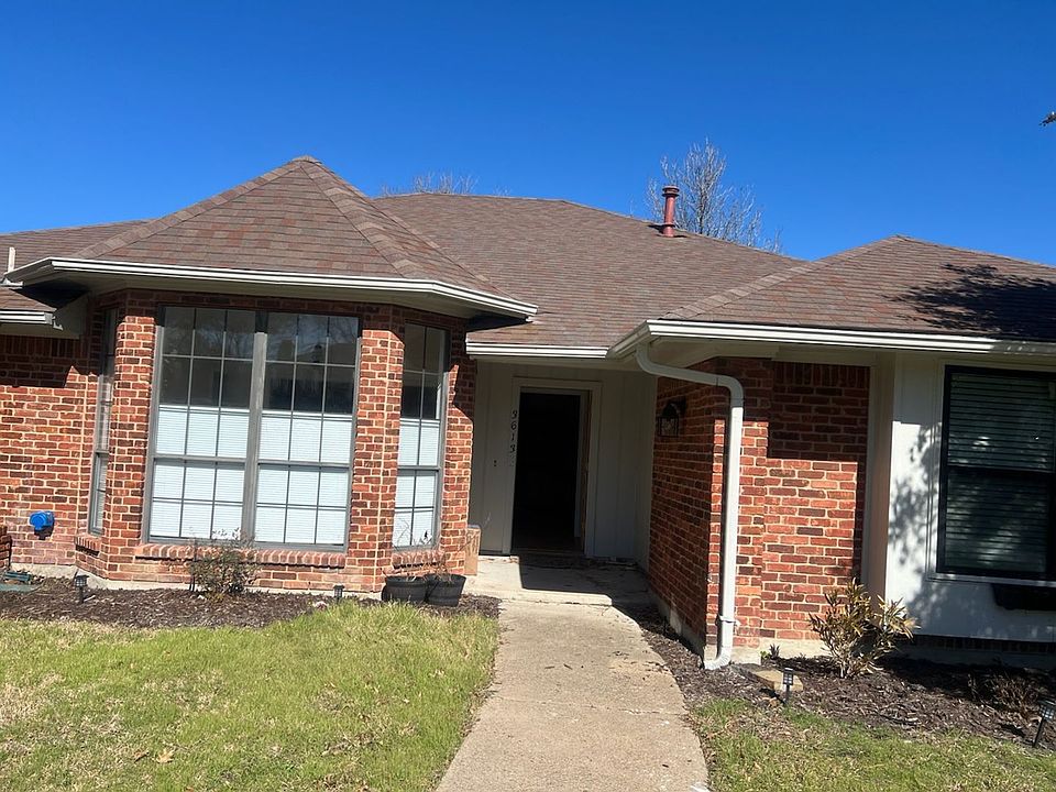 1st image of 3613 Longbow Ln
