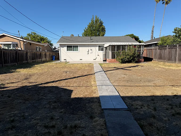 5447 Farina Ln — Photo 17
