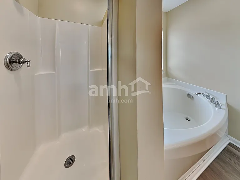 516 Littleport Dr — Photo 13