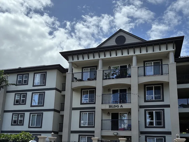 The Waterfront Apartments at Kahului — Photo 20