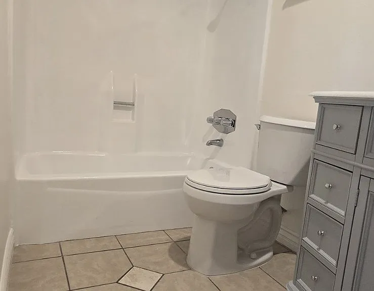 1470 E Wilson Ave #206 — Photo 5