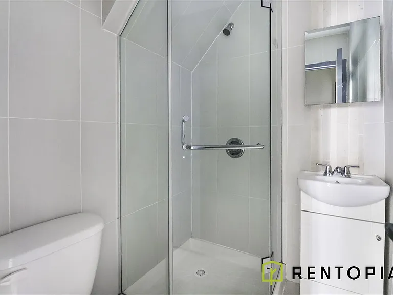 24 Havemeyer St #1G — Photo 8