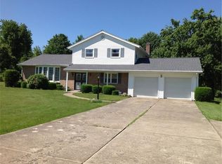 675 N Keel Ridge Rd, Hermitage, PA 16148