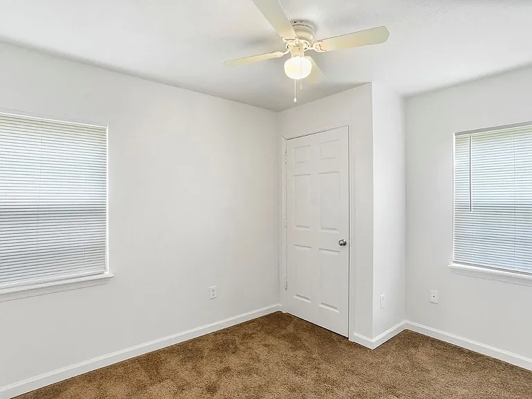Madison Glen Apartments — Photo 6