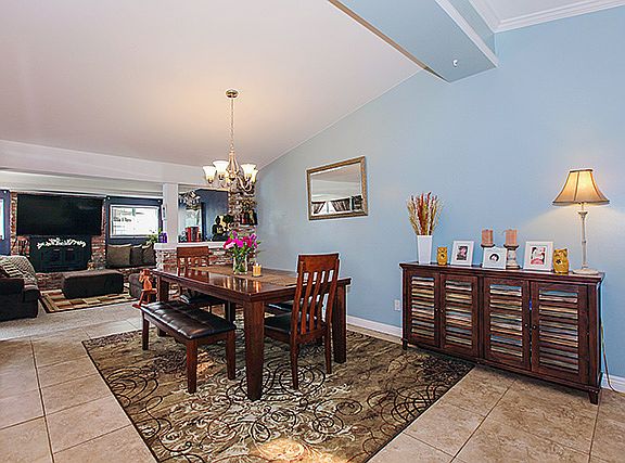 3rd image of 27345 Walnut Springs Ave