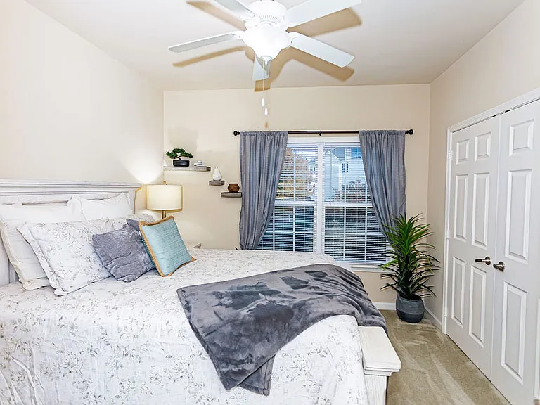 Clemmons Town Center Apartments — Photo 33