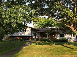 251 N 17th Dr, Sturgeon Bay, WI 54235