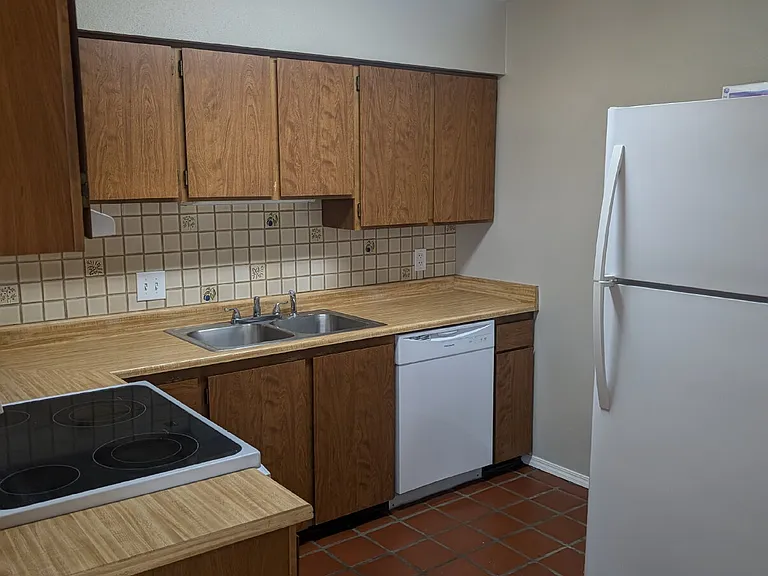 1825 Kendall St #207 — Photo 2