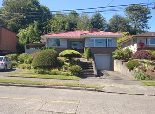 3351 W Commodore Way, Seattle, WA 98199