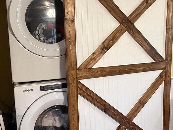 3rd image of 316 Geyer Road