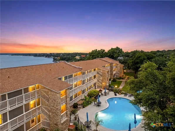 2 Cliffhouse Dr APT 208, Morgans Point Resort, TX 76513
