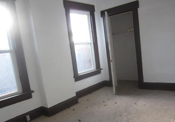 3rd image of 849-851 Bellows Ave