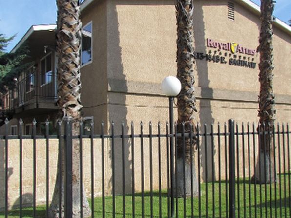 1413-1445 E Saginaw Way