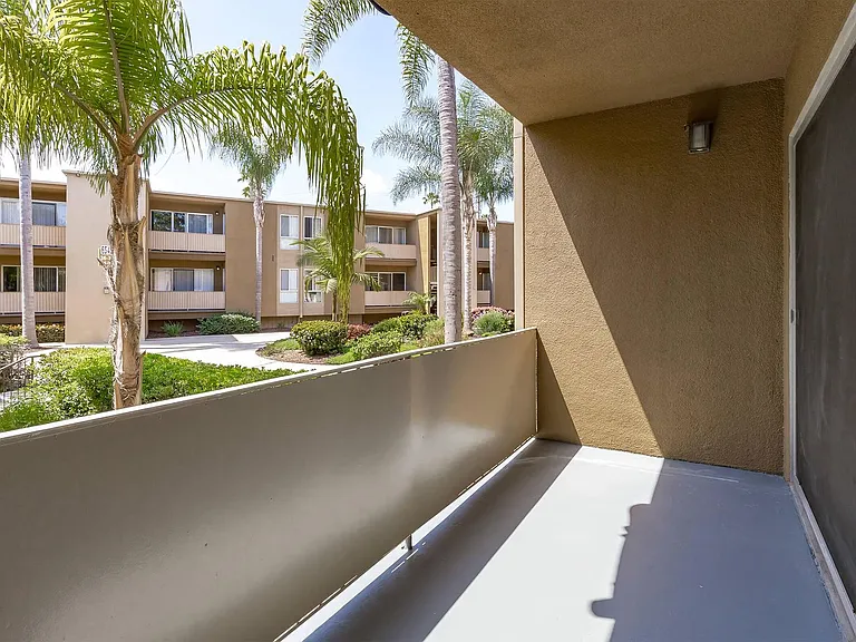 Dorchester Apartments | Spacious 1 & 2 Bedroom Apartments Near SDSU — Photo 63