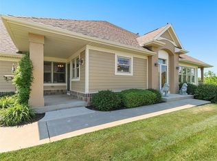 7981 S Patricia Ct #12, Franklin, WI 53132