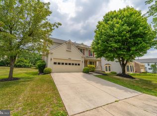 8806 Bovelder Dr, Laurel, MD 20708