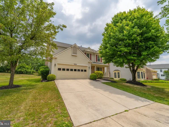 8806 Bovelder Dr, Laurel, MD 20708