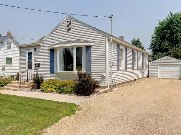 409 Bullis St, Kenyon, MN 55946