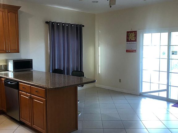 4th image of 3079 Central Ave