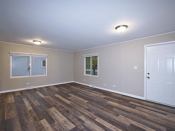 2nd image of 512 Division St