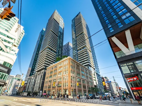 115 Blue Jays Way, Toronto, ON