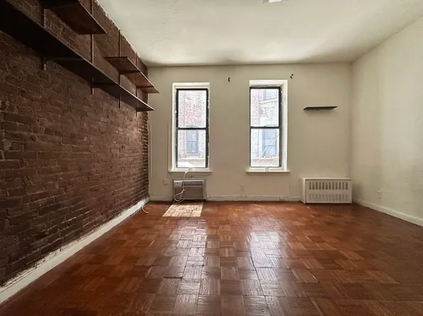 1670 York Avenue image 1 of 5