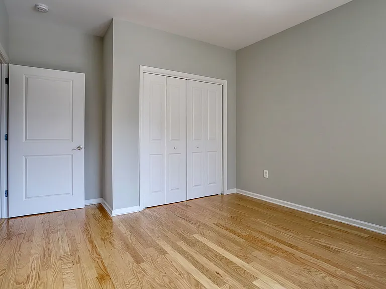 76 St Paul's Avenue — Photo 20