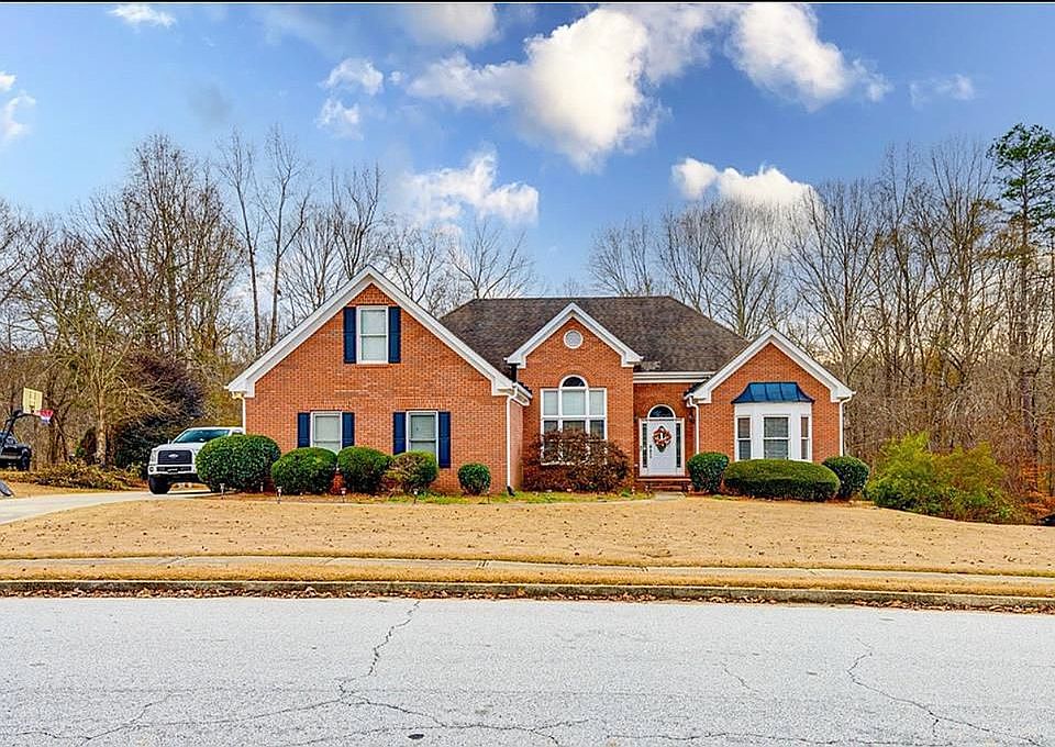 1st image of 2481 River Run Dr