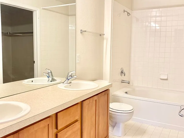 4775 Hahns Peak Dr #204 — Photo 10