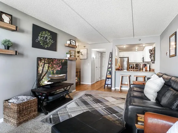 270 East Highland AVENUE #642, Milwaukee, WI 53202