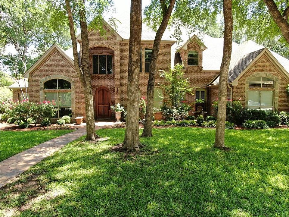 1st image of 5916 Forest River Dr
