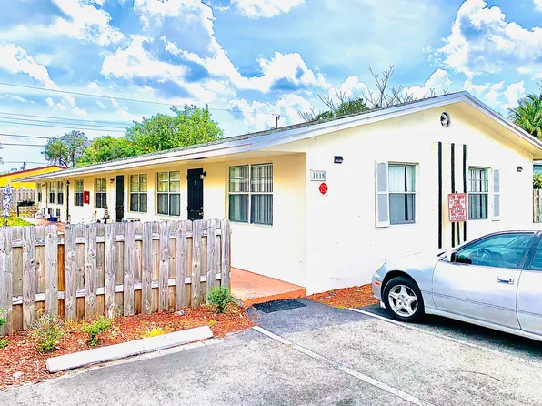 1018 S M St APT 5, Lake Worth, FL 33460