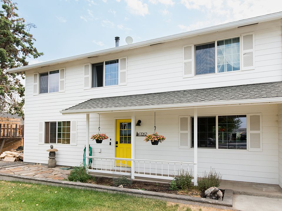 The main house has all four bedrooms upstairs, living, kitchen, laundry, storage and game room downstairs.