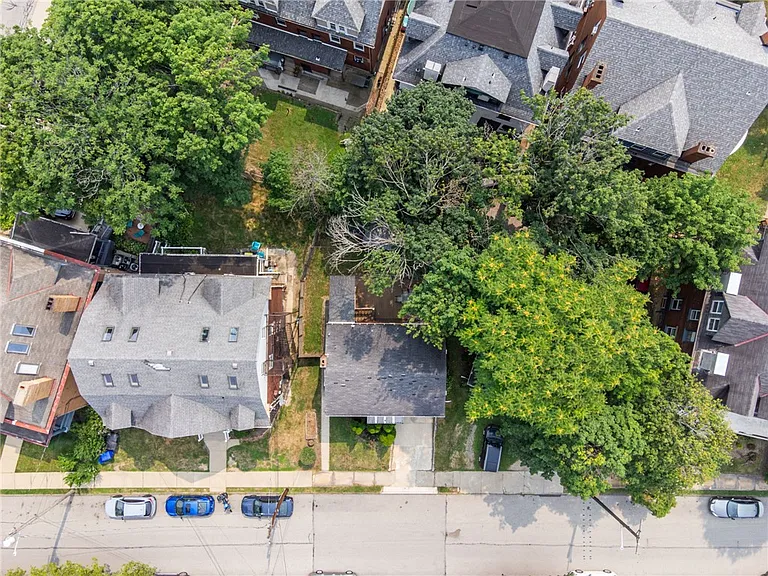 307 Roup Ave — Photo 3