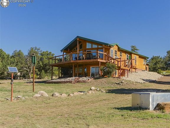 3rd image of 1850 Cody Park Rd