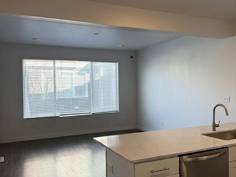 15525 S Jubilation Dr — Photo 3