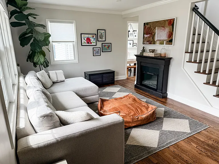 1558 Scriven Ave — Photo 13