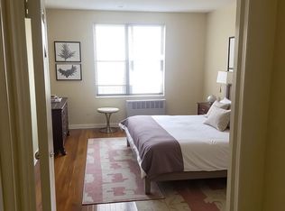 91-60 193rd St #321, Hollis, NY 11423