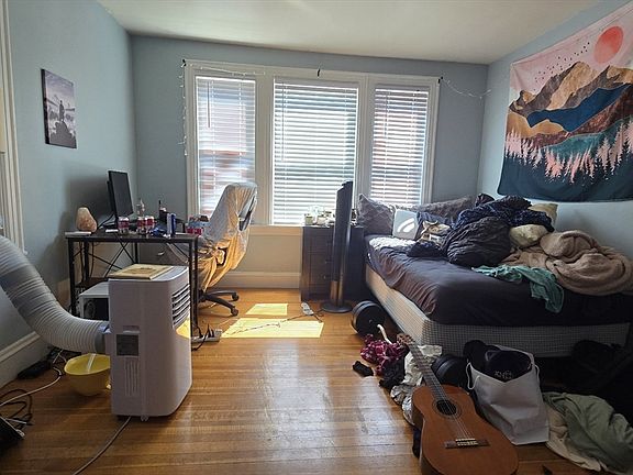 5th image of 27 Newcastle Rd #2