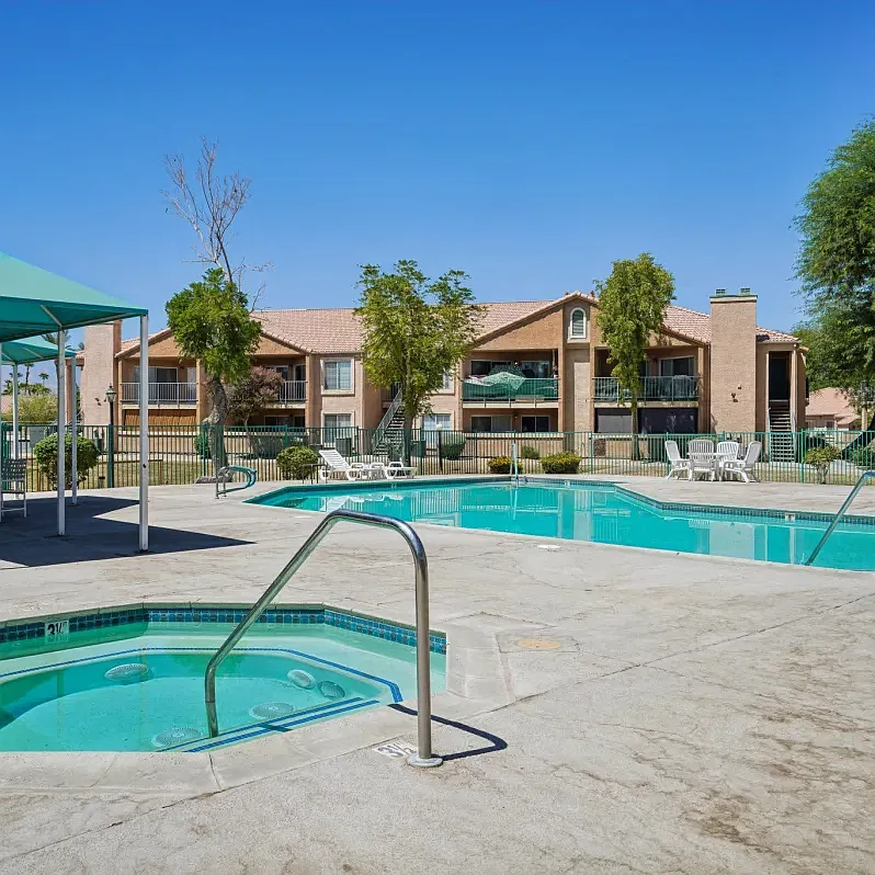 1 bed, 1.5 bath, 649 sqft, $1,809 — Photo 1