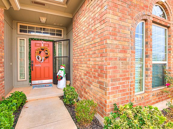 3rd image of 18201 Allora Dr