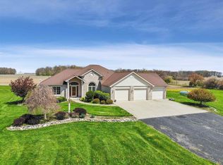 10322 Hamilton Rd, Yoder, IN 46798