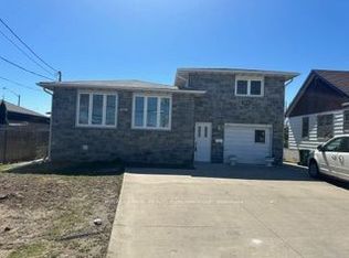 354 Barton St E, Hamilton, ON L8E 2K9